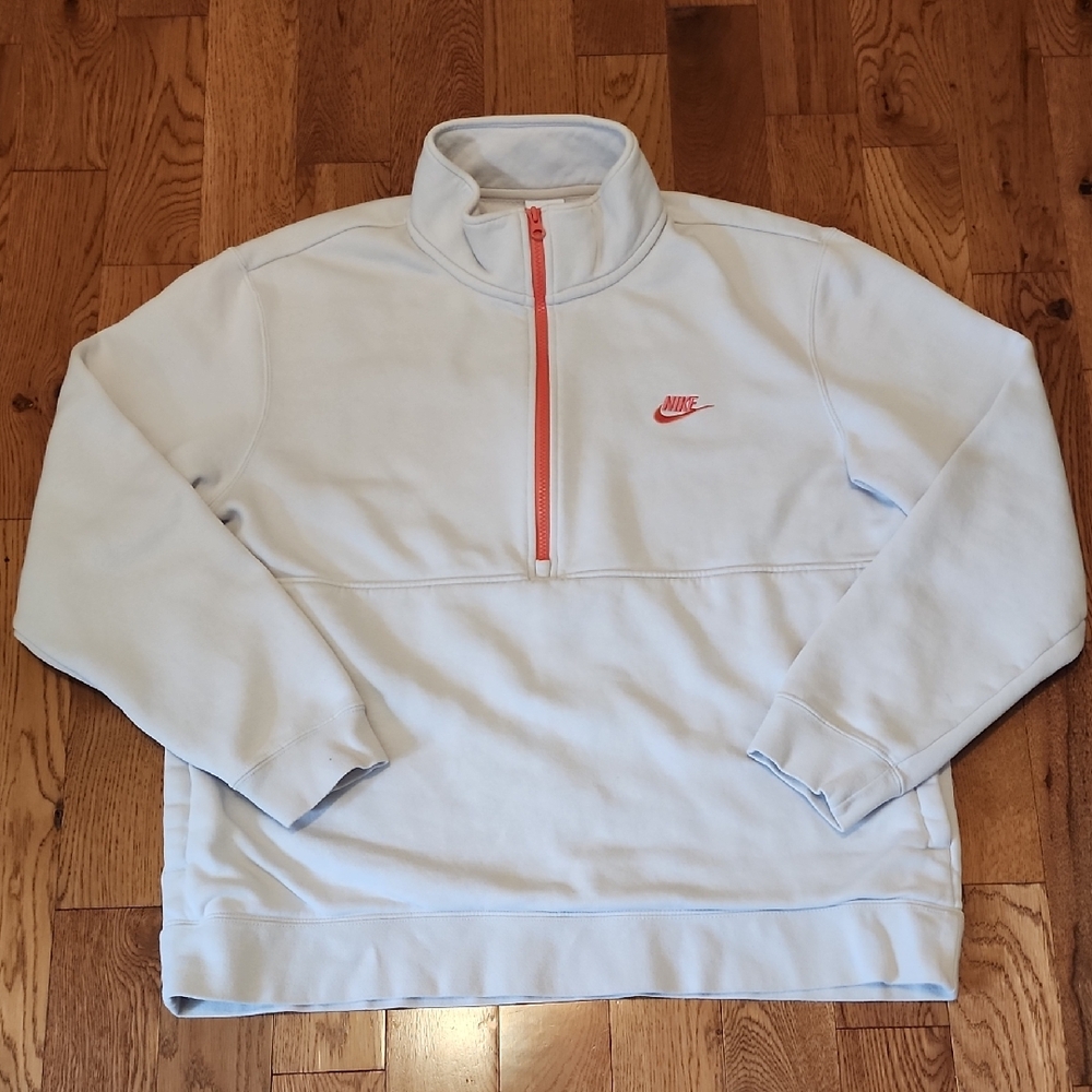 Nike Men's White and Red Zip-Up SweaterNike Sportswear Club Half Zip Sweater